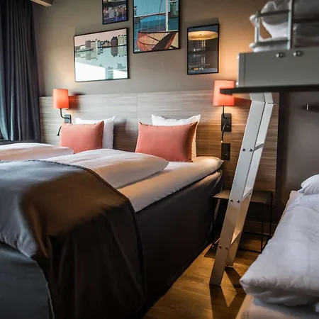 Scandic Hotell 4*